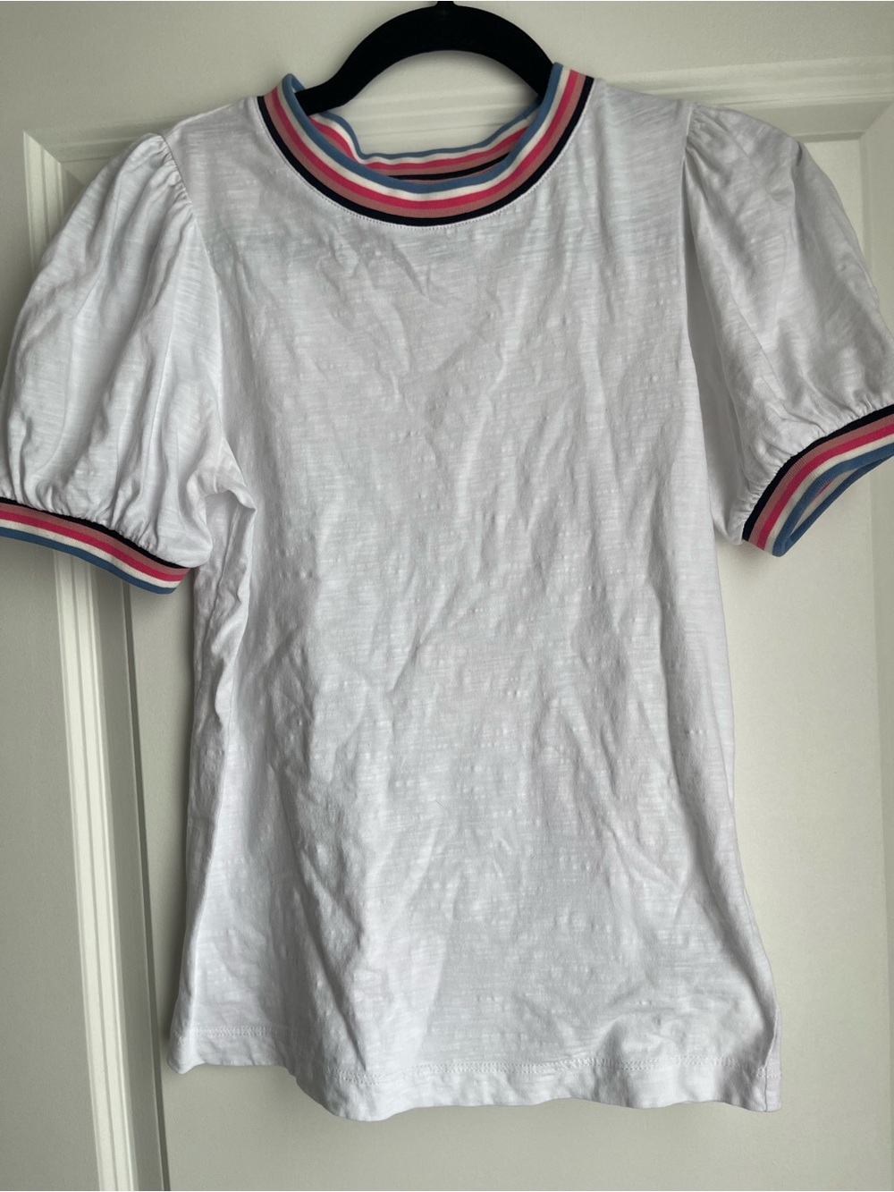 Boden Women’s White Puff Short Sleeve T Shirt Size 2 Rainbow Trim Cotton Top